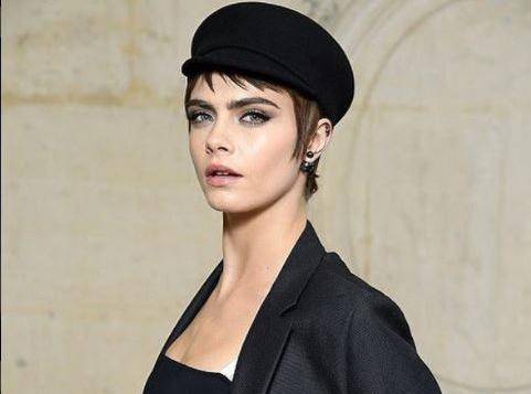 Cara Delevingne pozirala gola u kadi: Ovo je neobjavljena fotka