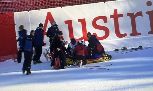 Strašni padovi u Kitzbühelu! Po dvojicu je došao helikopter, a čak 14 skijaša nije završilo utrku