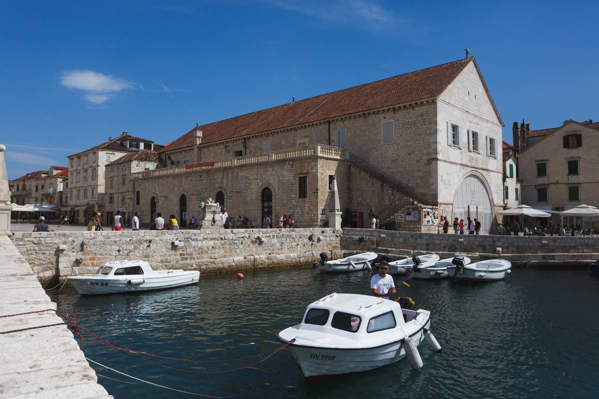 Hotel Park Hvar: Mnogo je tu više truda od i doživljaja što se vidi na društvenim mrežama