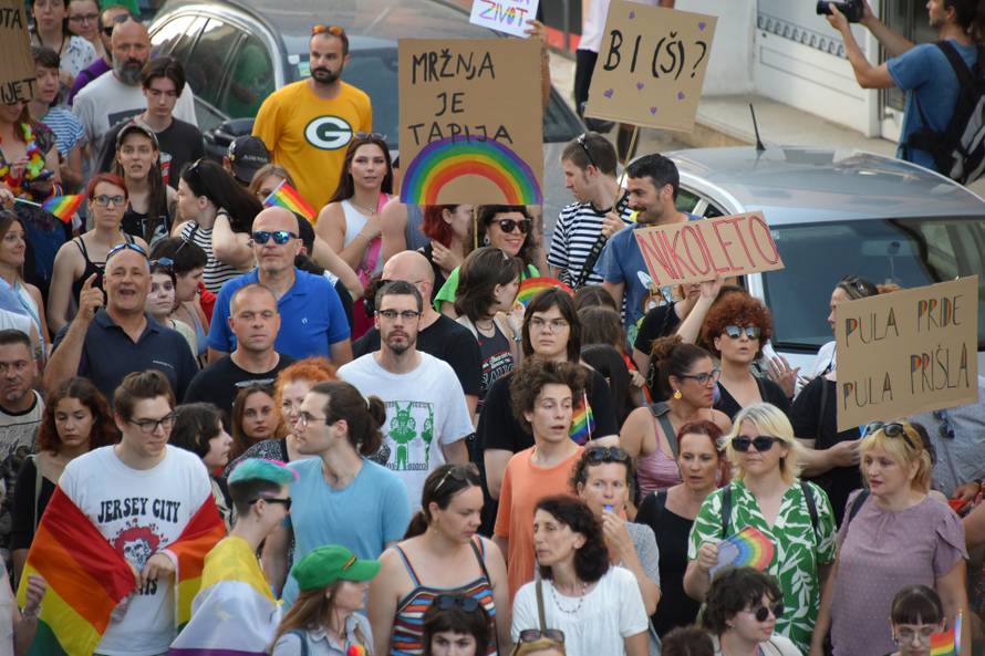 Pula: Prvi pulski Pride prosao u miru i toleranciji