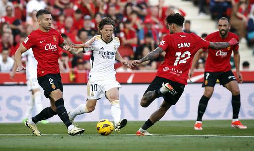 VIDEO Modrić je izlazio iz igre, a navijači Mallorce mu zapljeskali