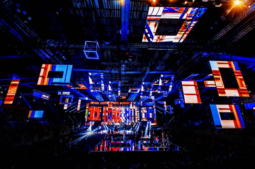 Kolege pjevali za preminulog repera, Rozga predstavila hit