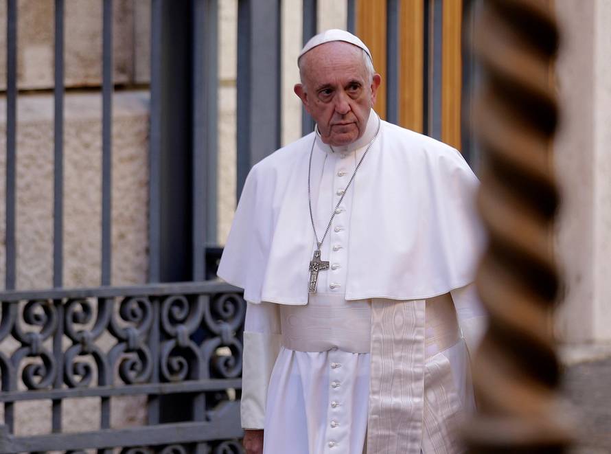 Pope Francis arrives for a lunch with the poor following a special mass to mark the new World Day of the Poor in Paul VI's hall at the Vatican