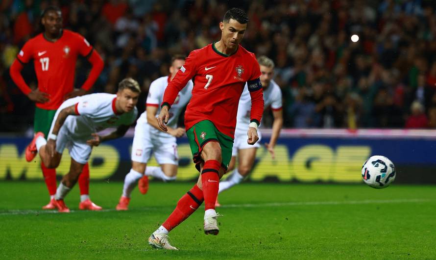 Nations League - Group Stage - Portugal v Poland
