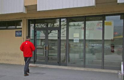 Split: S lovačkom puškom opljačkao poštanski ured