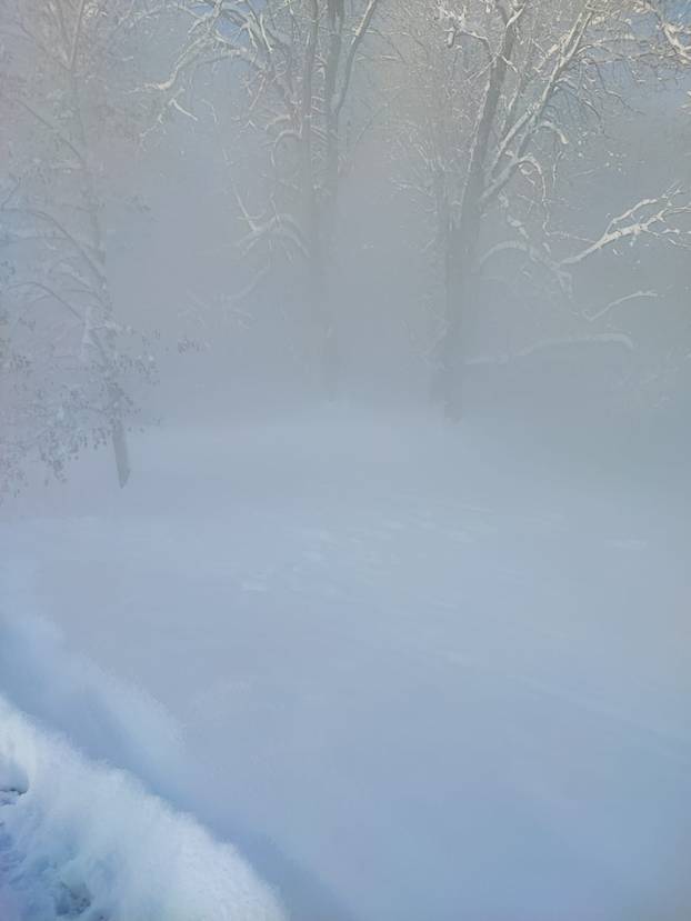 FOTO Prizori zimske idile uz rijeku Koranu u Karlovcu!