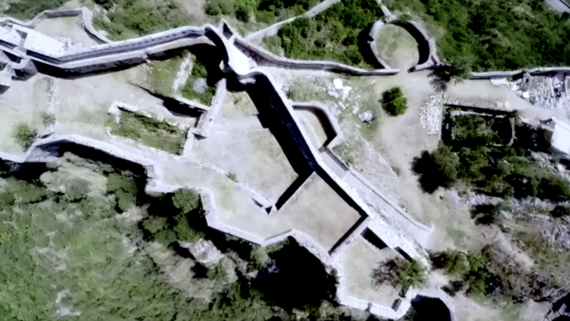 Očaravajuća snimka iz zraka: Kninska tvrđava u punom sjaju