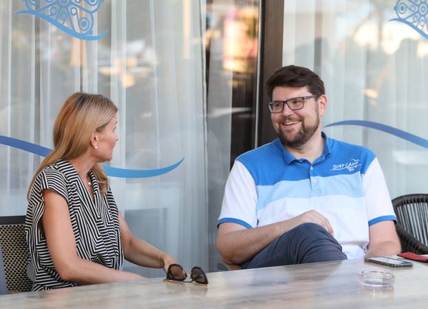 Peđa Grbin i Sabina Glasovac na stranačkom druženju u Šibeniku