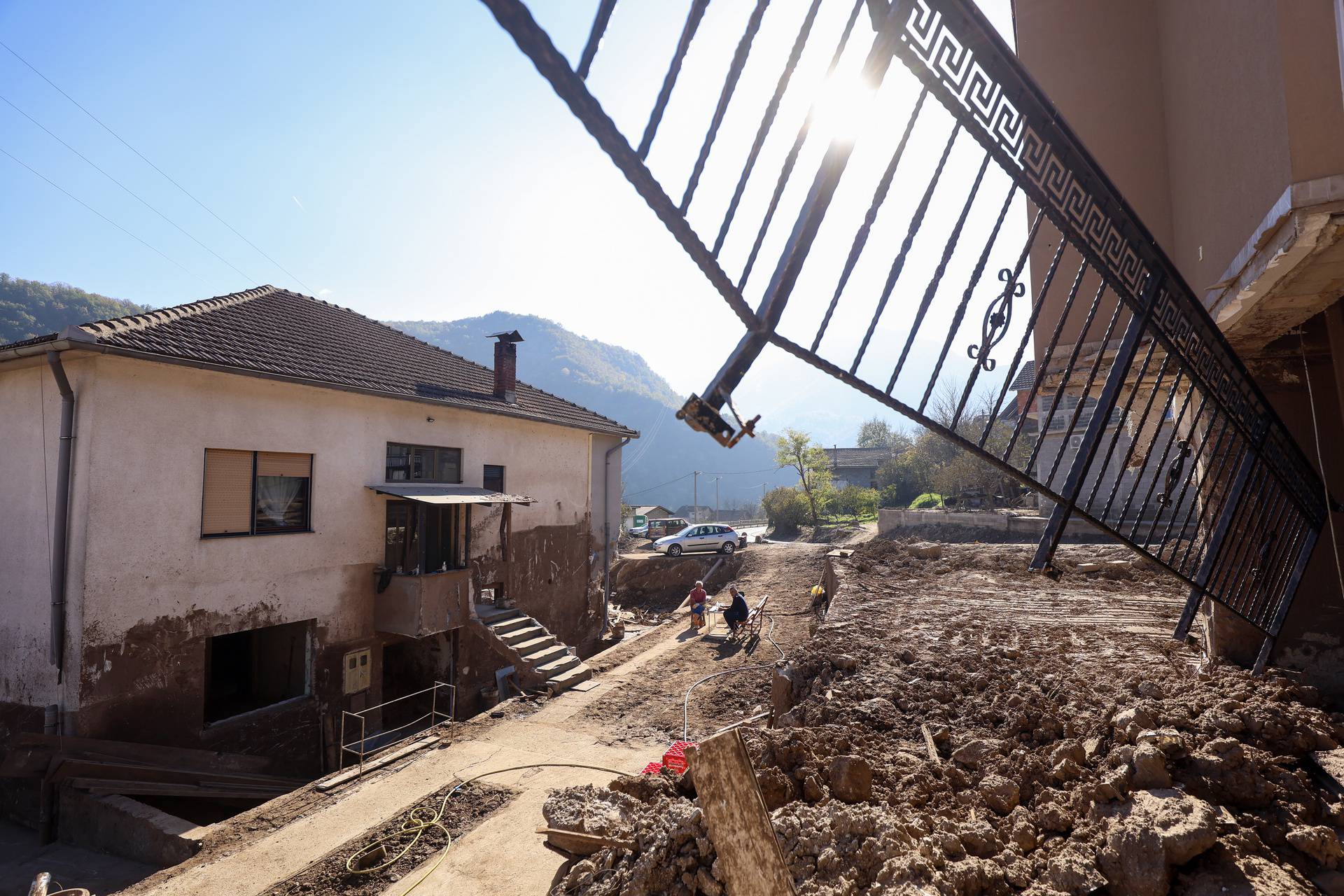 Selo Donja Jablanica mjesec dana nakon razornih poplava i klizišta