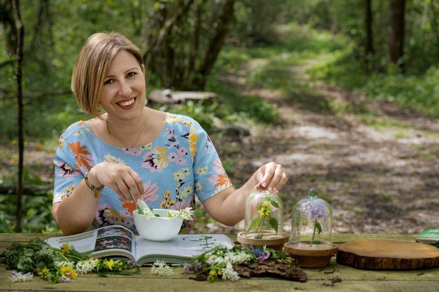 Otkrivamo zašto sve više kupaca bira Biljarica krute šampone i regeneratore