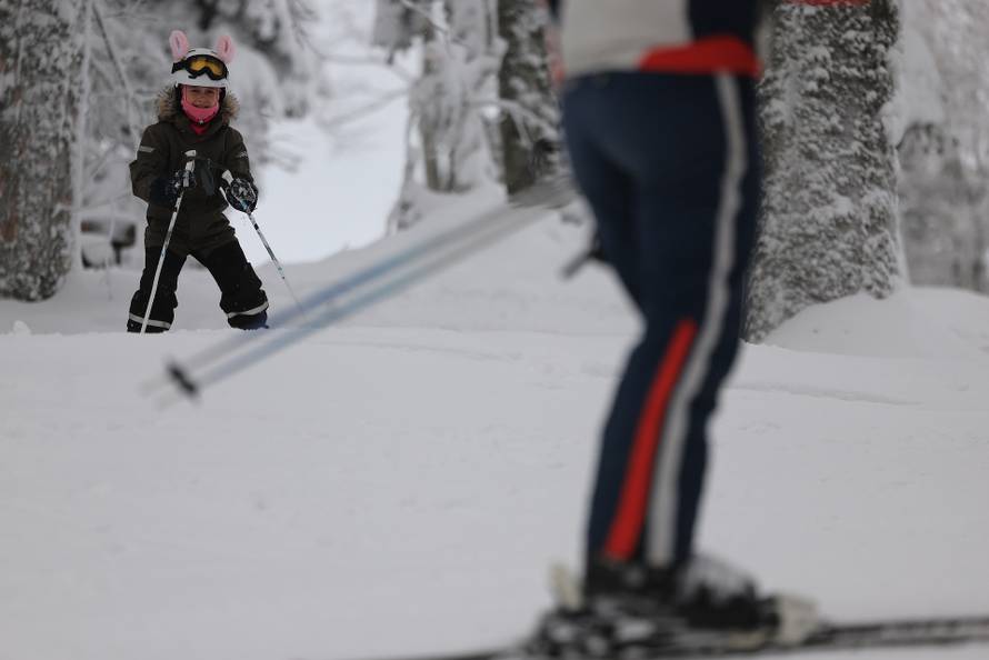 Zagreb: Započela skijaška sezona na Sljemenu 