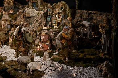 Turin. The crib in the cathedral with the characters with the mask for the Covid19 emergency