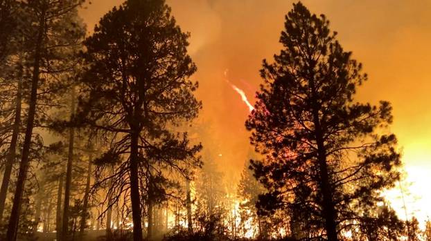 Bootleg Fire rages across central Oregon state