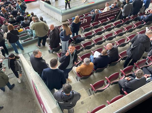 Bijela invazija na Ženevu: Čak se i DJ uklopio u hajdučku feštu! Stigao Lovren i brojni uglednici