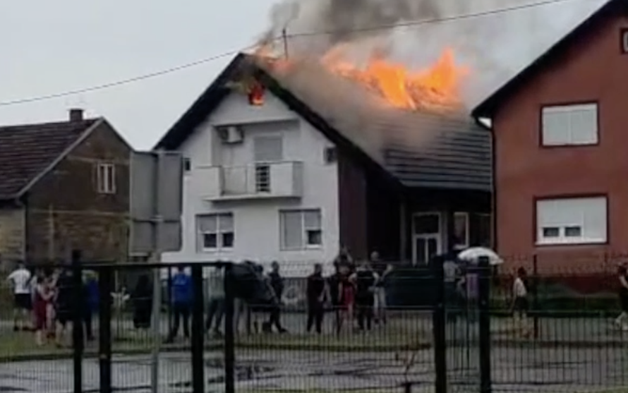 VIDEO Kaos diljem Hrvatske: Vjetar nosio krovove, tisuće bile bez struje, poplavljeni domovi