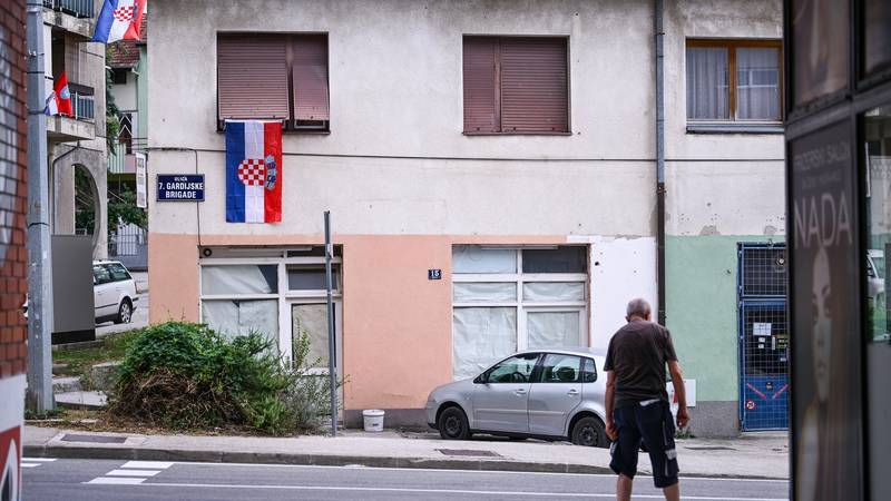 Ovako izgleda život u Kninu: Mladi odlaze, neki se vraćaju, a voda stiže cisternama...