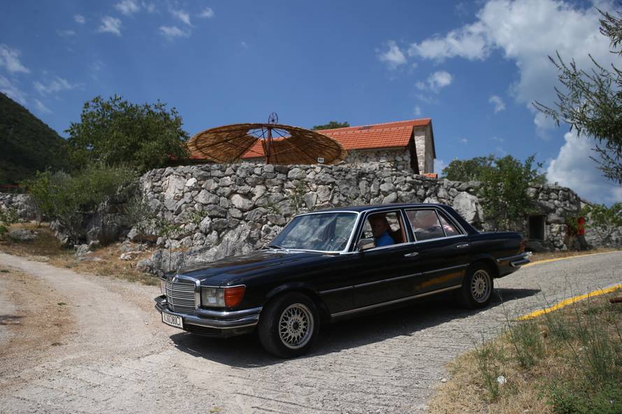 On vozi Titovu limuzinu: 'Kada okrenem uvijek kresne iz prve!'