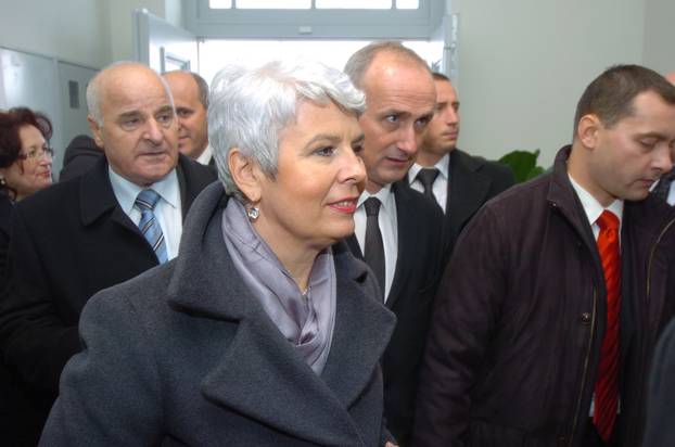 Veliko Trgoviš?e: U spomen školi Franje Tu?mana premijerka otvorila knjižnicu 