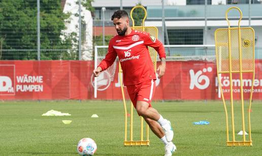 Nijemci kvare posao Hajduku i dovode veznjaka Mainza?