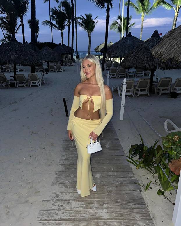 FOTO Prelijepa plavuša osvojila je sina boksačke legende. Priča njih dvoje zaista je nevjerojatna