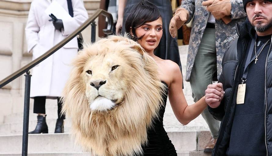 Kylie Jenner dares to ne different while stepping out a Paris Fashion Week!