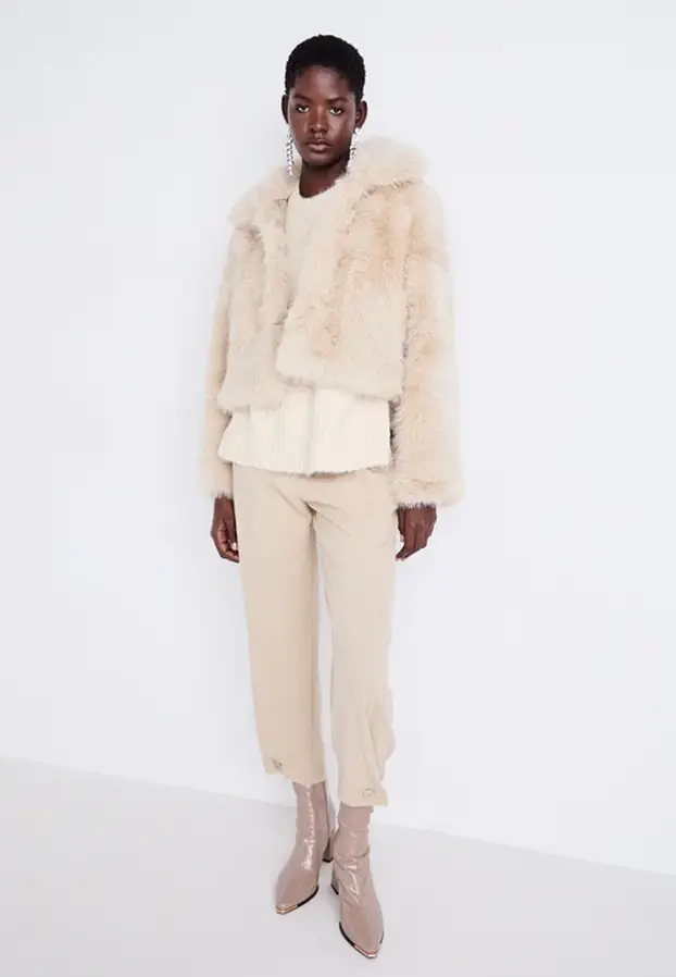 FOTO Chic bundice raznih nijansi - pufasta jakna kao hit sezone