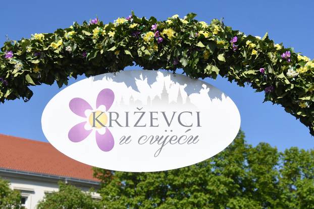 Obilježavanje Dana grada Križevaca uljepšano je cvjetnom manifestacijom "Križevci u cvijeću"