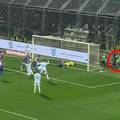 VIDEO Sje&cacute;ate se skuplja&ccaron;a lopti iz Rijeke koji je slavio pobjedu Hajduka? Potpisao za velikana