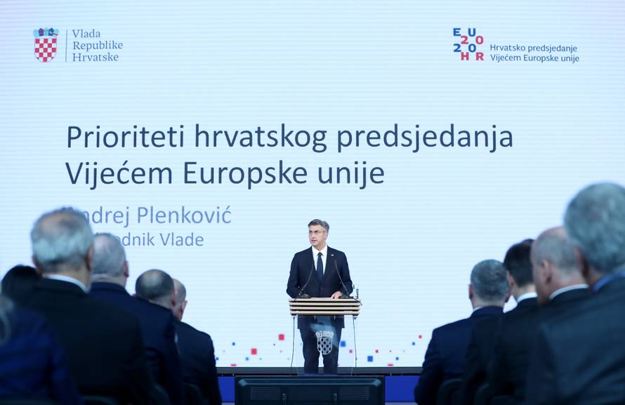 Dobro jutro, EU! Hrvatska je od danas na čelu Europe
