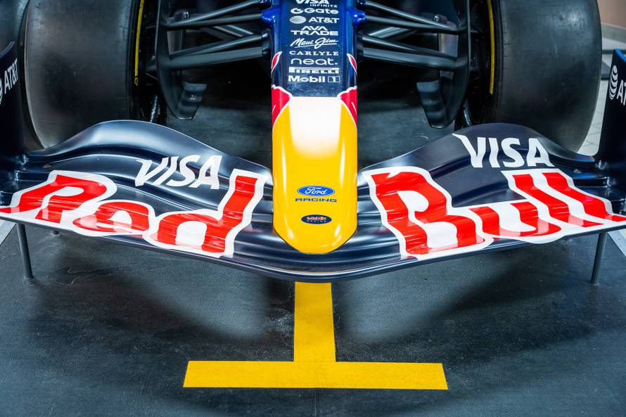 Kakav izazov! Na zagrebačkim Ravnicama možete se okušati u mijenjanju guma na F1 bolidu