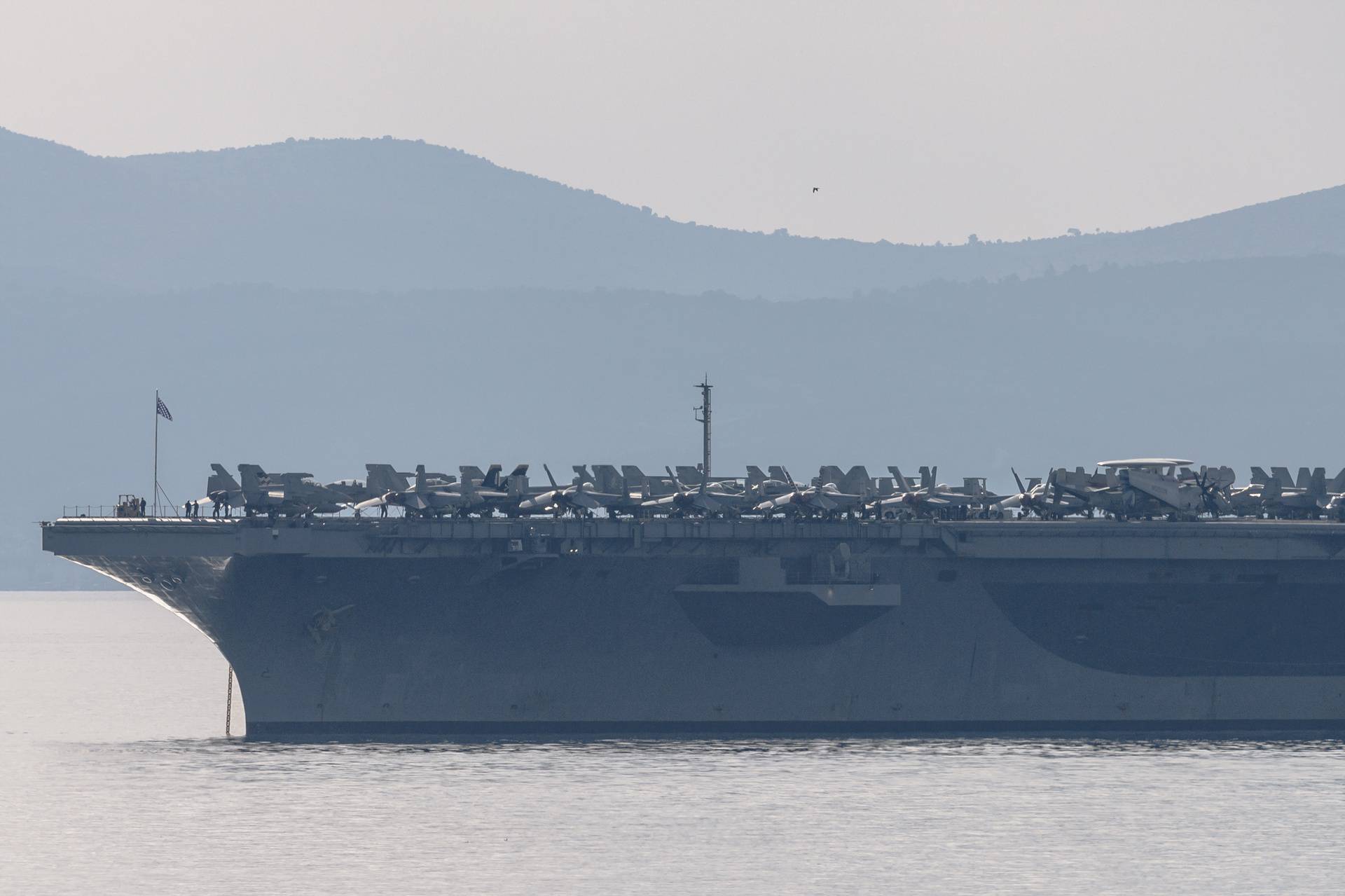 U Split uplovio najveći američki nosač aviona USS George H.W. Bush