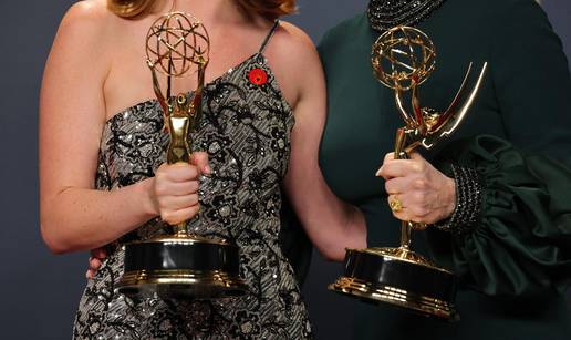 Emmy slavi 77. ro&dstrok;endan:  Za jedan kipi&cacute; treba im pet sati, na prvoj dodjeli bilo 6 kategorija