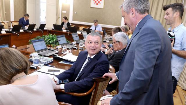 Zagreb: Vlada o paketu poreznih reformi