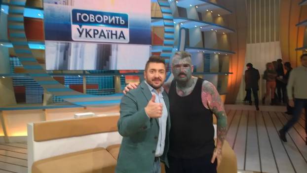 FOTO Više mu ne stane nijedna tetovaža! Uklonio je i bradavice. Evo kako je prije izgledao: Wow