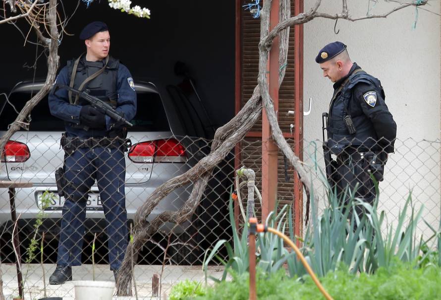 Kraj potrage: Uhićen je mladić osumnjičen za smrt roditelja