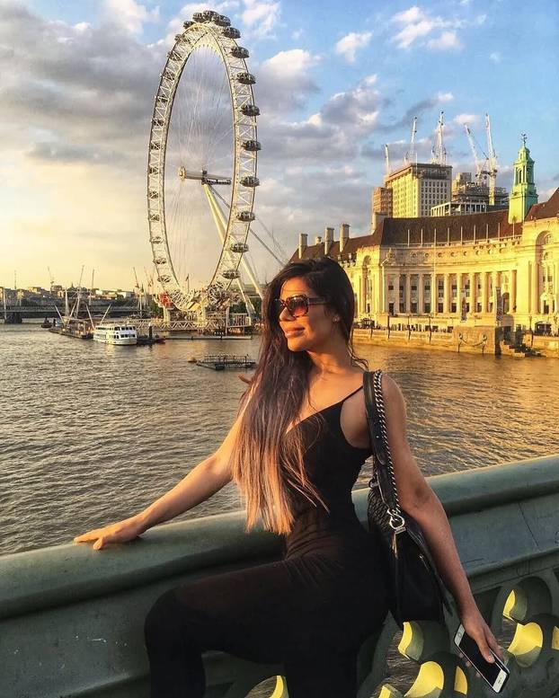 FOTO Gospođa Messi morala je reagirati zbog ovih fotki Miss Bum Bum: 'Valjda je ljubomora'