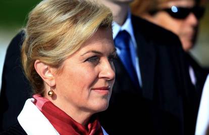 Kolinda: Maknuti malodušje i vratiti ljudima osmijeh na lice