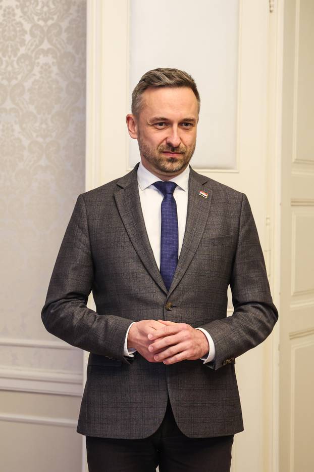 Zagreb: Marin Piletić dao je izjavu za medije nakon sastanka parlamentarne većine 