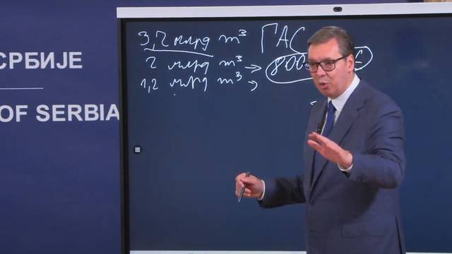 Vučić crtao po ploči, predložio Brnabić za mandatarku, a zbog krize otkazao paradu ponosa