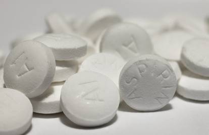 Aspirin smanjuje rizik od nekih vrsta raka, no oprezno s njim!