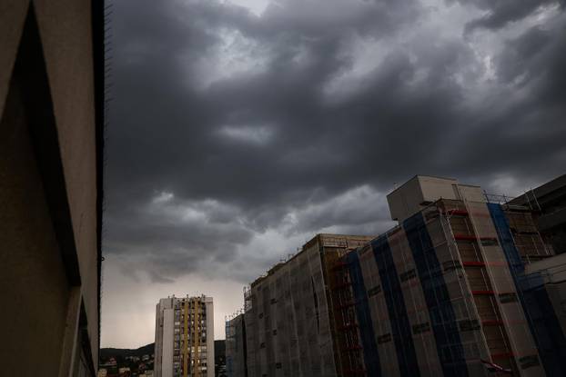 Zagreb: Dolazi najavljena promjena vremena