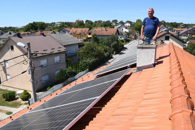 Križevci: Solarni paneli na krovu kuće