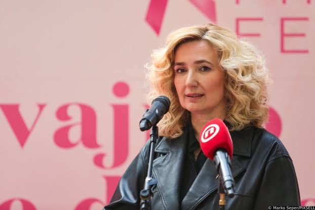 Zagreb: Mimohod u znak potpore oboljelima od raka dojke