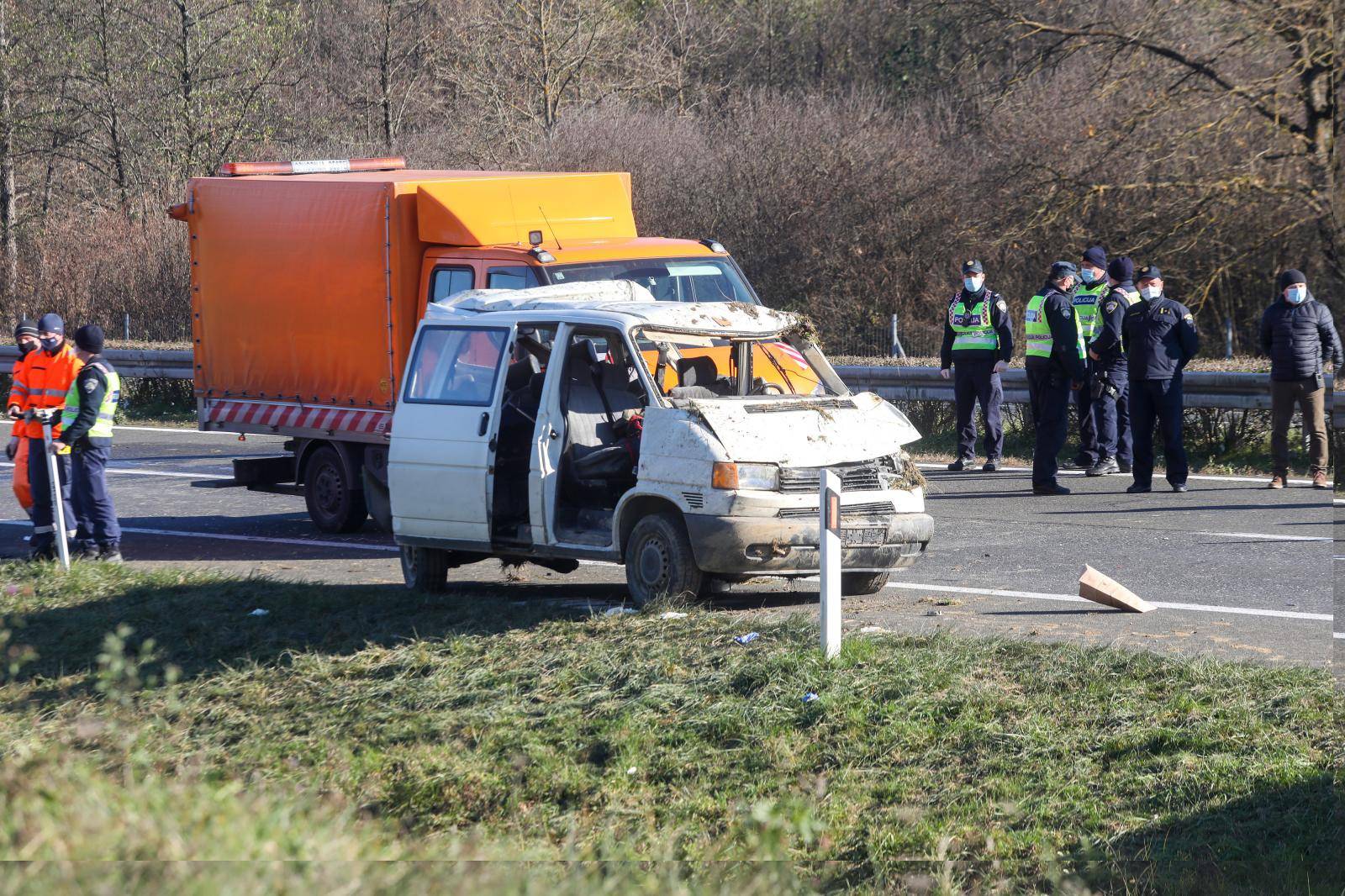 U prometnoj nesreći na autocesti A1 smrtno stradale četiri osobe