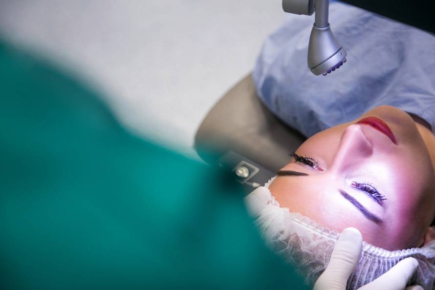 Zašto je proljeće idealno za lasersko skidanje dioptrije?