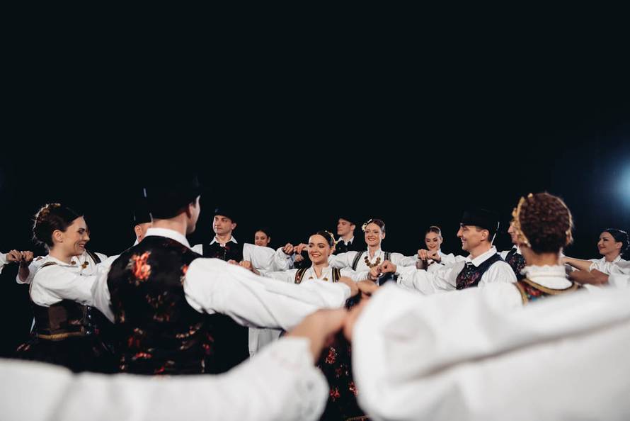 Ansambl Lado slavi jubilej 26. travnja u zadarskom Arsenalu!