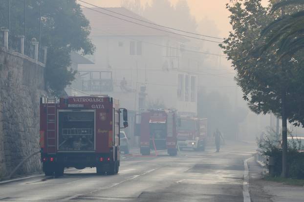 Veliki požar iznad Krila Jesenice