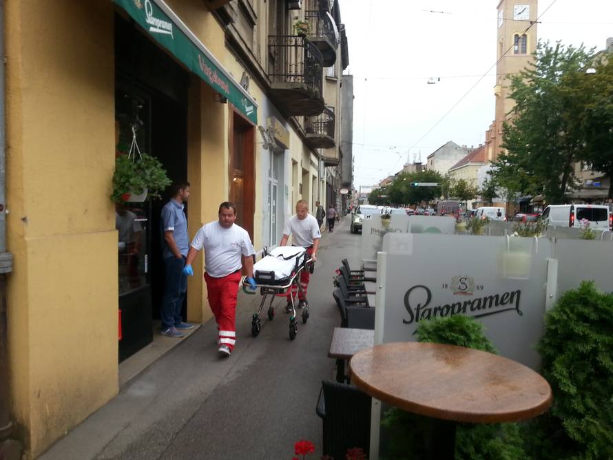 Heroj ulice! Dimnjačar Mladen ugasio zapaljeni kombi Hitne