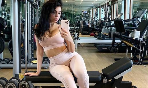 Od prodava&ccaron;ice do zaru&ccaron;nice u vru&cacute;im tangicama: Evo kako se Georgina mijenjala kroz godine