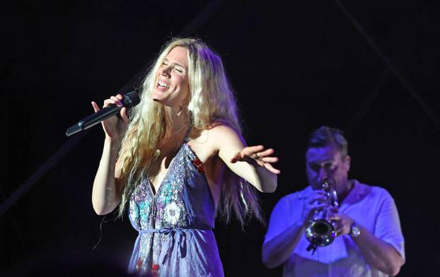 Šibenik: Joss Stone održala koncert na tvrðavi sv Mihovila